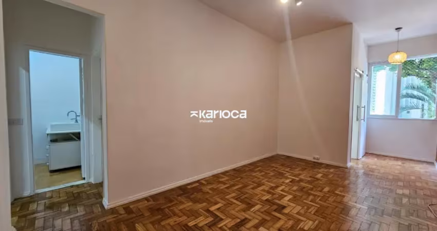 Apartamento para alugar com 66m², 2 quartos, 2 banheiros, 1 vaga de garagem.