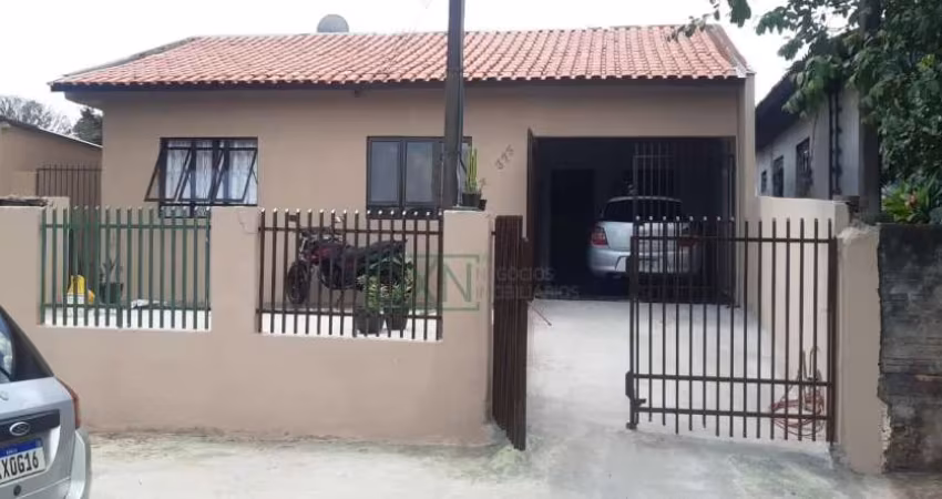 CASA COM 3 QUARTOS E DEPENDENCIA NOS FUNDOS NO JD SANTA RITA