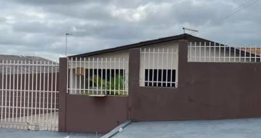 CASA COM 3 QUARTOS E SUITE NO JD CAMBÉ V