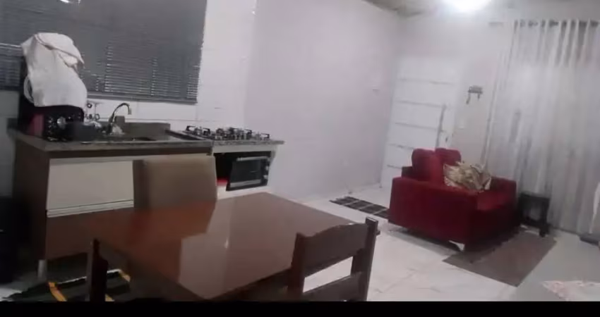 Casa com 2 quartos à venda no Jardim Monte Cristo, Suzano 
