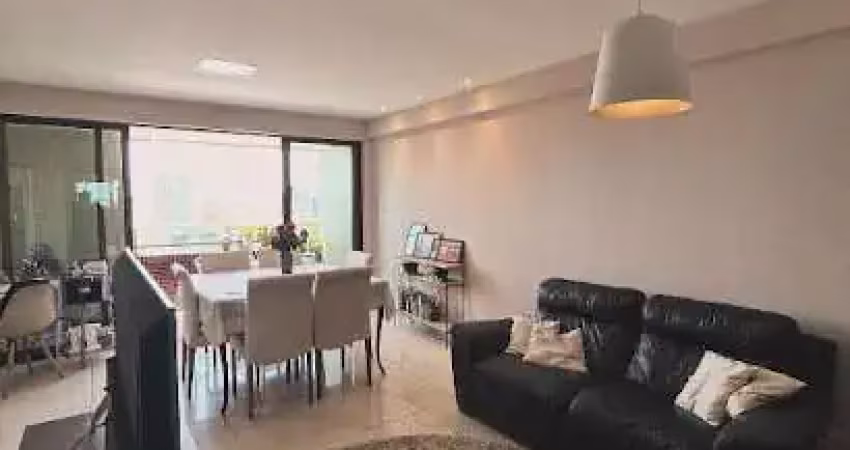 Apartamento de 139m2 com 3 Suítes + DCE e Todo Projetado