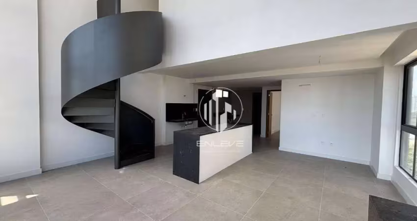 Apartamento duplex com 03 quartos em Tambaú
