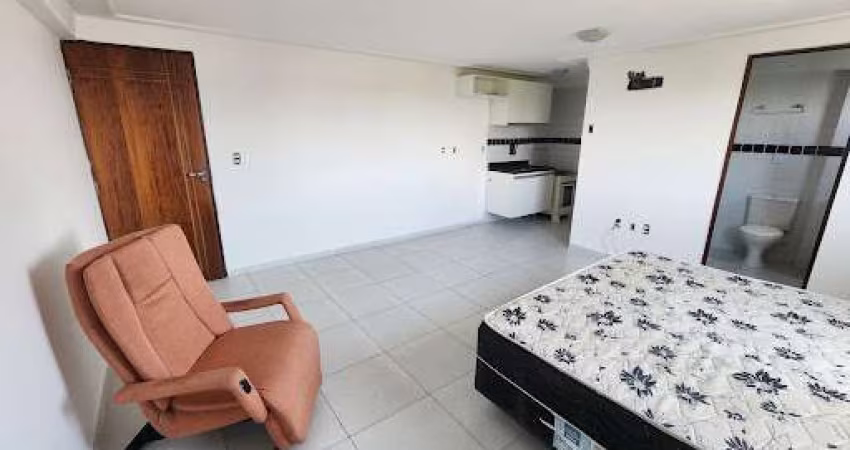 Flat pronto na beira mar do Bessa