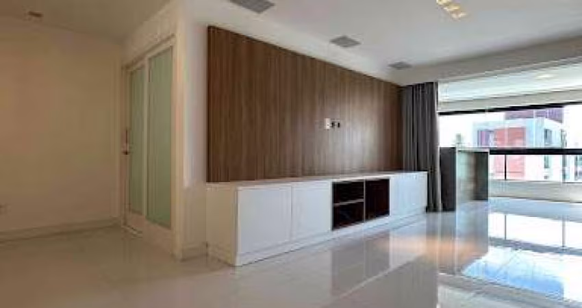 Apartamento de 134m2 com 3 Suítes, Todo Projetado e na Beira Mar