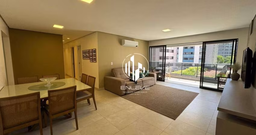 Amplo apartamento com 04 suítes a apenas 200m da Praia de Intermares