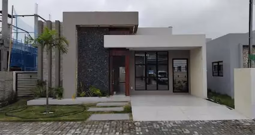 Casa de 120m2 com 3 quartos + piscina privativa, em condomínio fechado