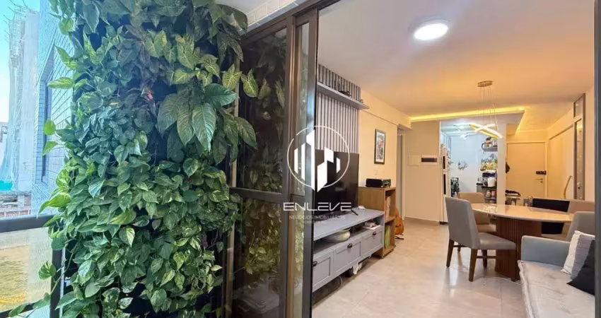 Apartamento projetado com 02 quartos à 350m da praia de intermares