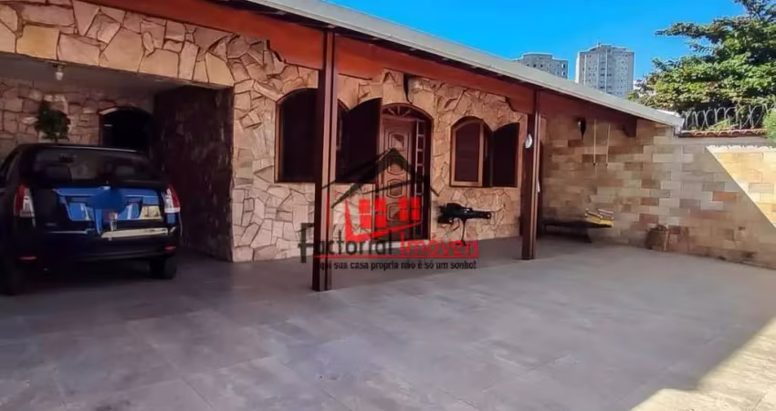 Casa à venda no alípio de melo 231m², 3 quartos e 3 vagas