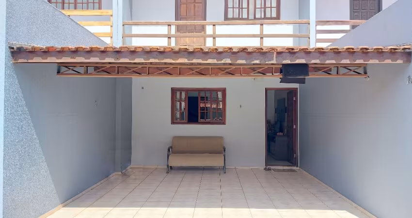 CANCELLI - COND. FECH. - 2 QUARTOS, SALA, COZINHA, AREA DE SERVIÇO, CHURRASQ, 2 VAGAS DE CARRO, A/C-100M²