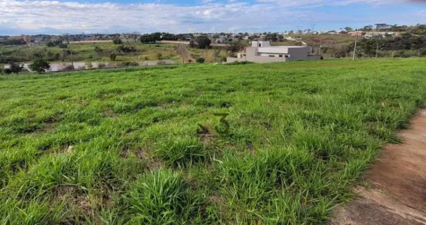 Terreno em condomínio fechado à venda no Jardim Tarobá, Cambé 