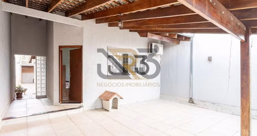 Casa com 3 quartos à venda no Aeroporto, Londrina 
