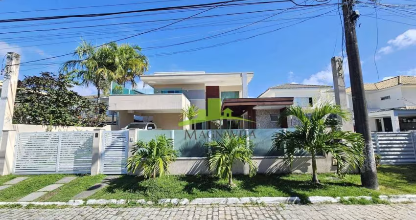 Casa à venda no condomínio San Francisco, Lauro de Freitas: 242m², 4 suítes, piscina, energia solar, 4 vagas, localização privilegiada Priscila Dutra