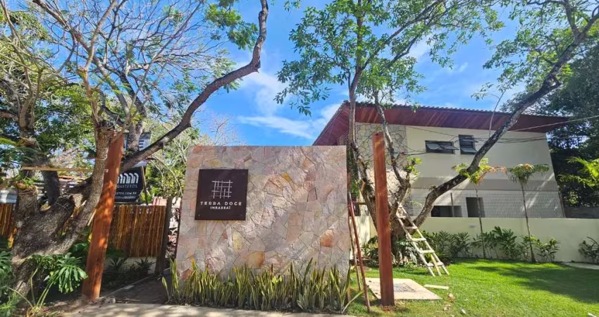 Apartamento, tipo Village, à Venda no Terra Doce, 2/4 com suíte, 80m², Varanda Gourmet, 2 vagas. Infraestrutura Completa. Seu refúgio em Imbassaí!