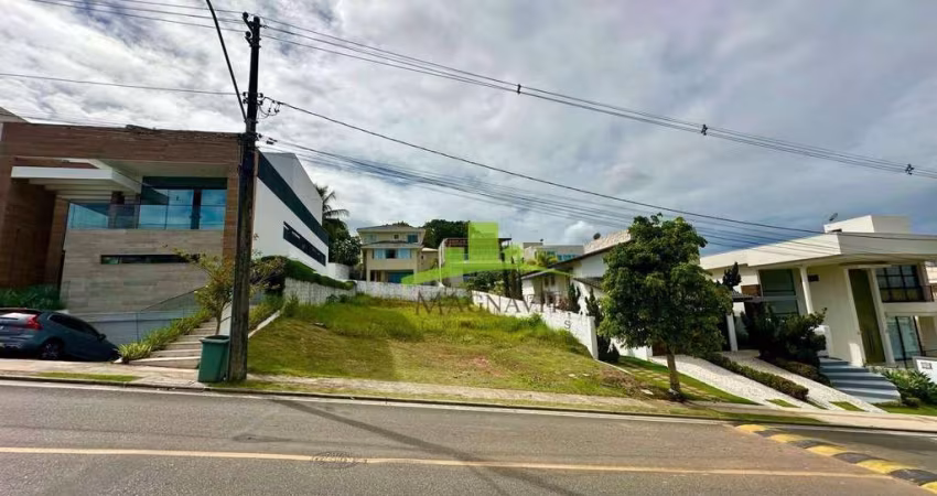 Terreno à Venda em Alphaville Salvador II, 502m². Nascente. Lote com leve aclive. Condomínio com clube completo! Excelente Localização. Oportunidade!
