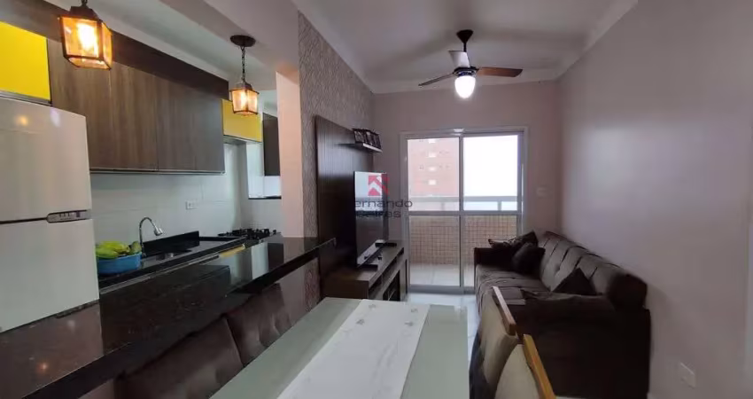 Apartamento mobiliado a 300m da praia no bairro ocian em praia grande/sp