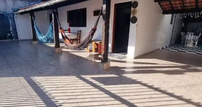 Casa isolada espaçosa - lado praia - jardim imperador - terreno 12x25