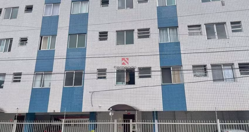 Apartamento amplo a 250 metros da praia no bairro aviação 