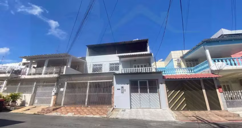 Casa com 4 quartos à venda na Travessa Imbaúba, 001, Flores, Manaus