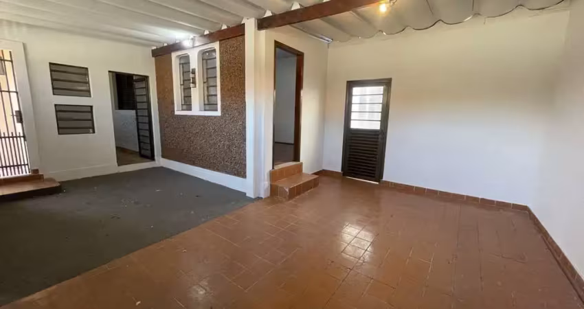 Casa com 2 quartos para alugar na Rua Marçal de Arruda Campos, 3-84, Vila Lemos, Bauru