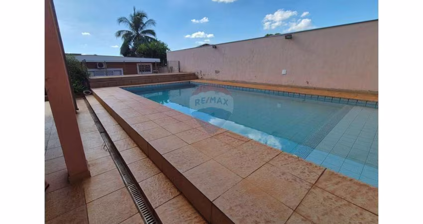 Casa Residencial/Comercial à venda, Alto da Boa Vista, 4 quartos, 6 banheiros, Terreno com 743m², Ribeirão Preto SP.