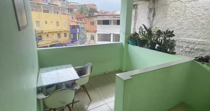 Casa no segundo pavimento a venda no vale do matatu salvador