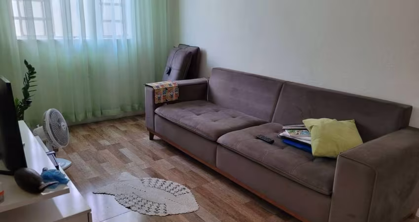 Sobrado com Quintal Verde e Suíte com Sacada – Vila Silveira, Guarulhos