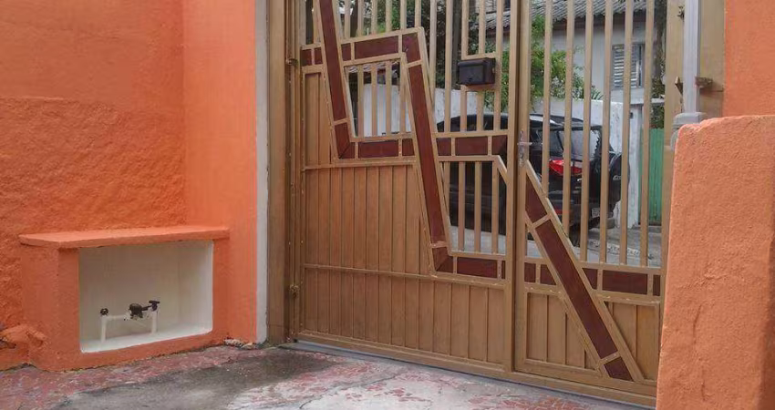 Sobrado para venda + 1 casa no terreno com 1 dormitório