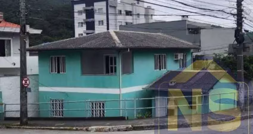 Casa com 5 quartos à venda na Fazendinha, Itajaí 