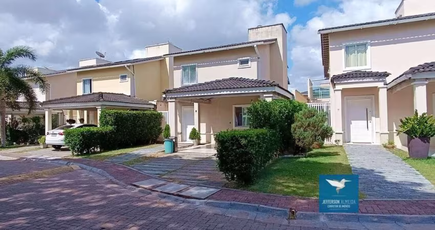 Casa Duplex com Móveis Projetados em Condomínio no Eusébio Próximo aos Shoppings, Energia Solar, Amplo Deck Privativo, Amplo Quintal e Lote, 03 Suítes, 240m2, Closet, 03 Vagas, Lazer Completo