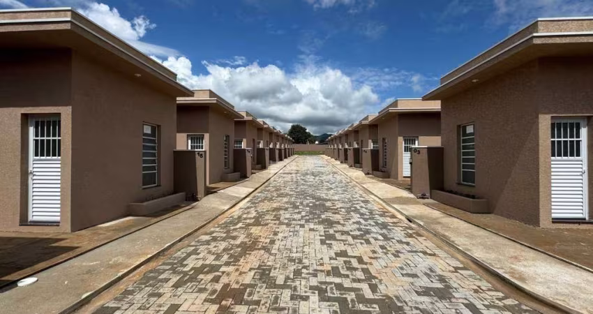 Casa com 2 dormitórios à venda, 60 m² por R$ 350.000,00 - Sítio Santa Fé - Bom Jesus dos Perdões/SP