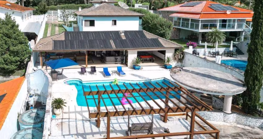 Casa com 4 Suítes à venda, 329 m² por R$ 1.650.000 - Alpes D'Ouro - Bom Jesus dos Perdões/SP