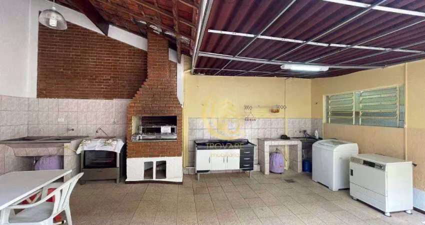 Casa com 3 dormitórios à venda, 160 m² por R$ 800.000,00 - Jardim Independência - Taubaté/SP