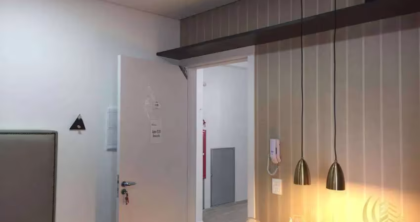 Apartamento com 2 dormitórios à venda, 58 m² por R$ 300.000,00 - Parque São Luís - Taubaté/SP