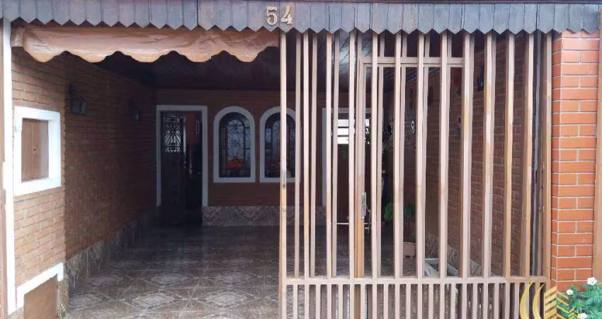 Casa 3 dormitórios com uma suite