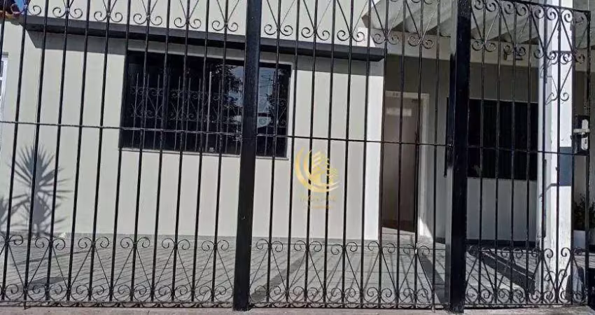 Casa com 3 dormitórios à venda, 195 m² por R$ 650.000,00 - Jardim Santa Clara - Taubaté/SP