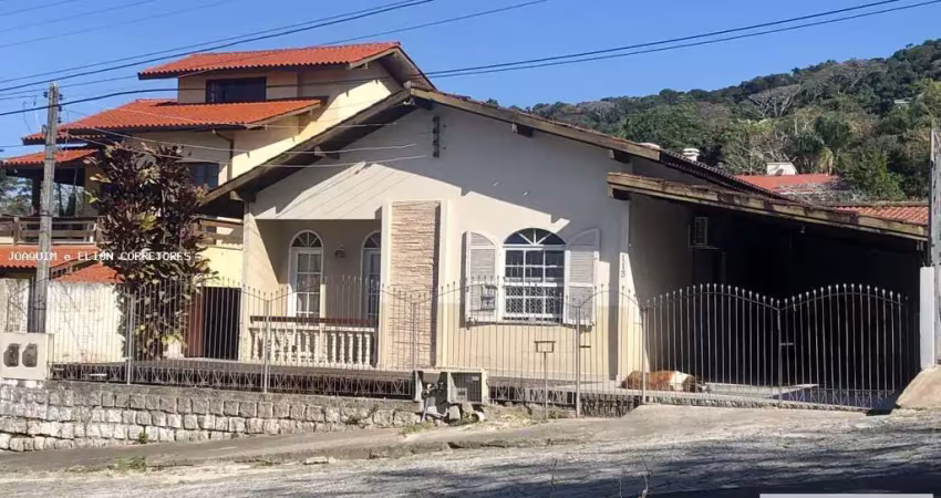 Casa para venda em são josé, ponta de baixo, 4 dormitórios, 1 suíte, 2 banheiros, 4 vagas