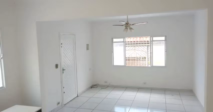 Sobrado com varanda semi mobiliado a venda/permuta em vila industrial