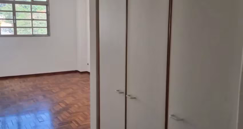 Apartamento semi mobiliado a venda/permuta em perdizes