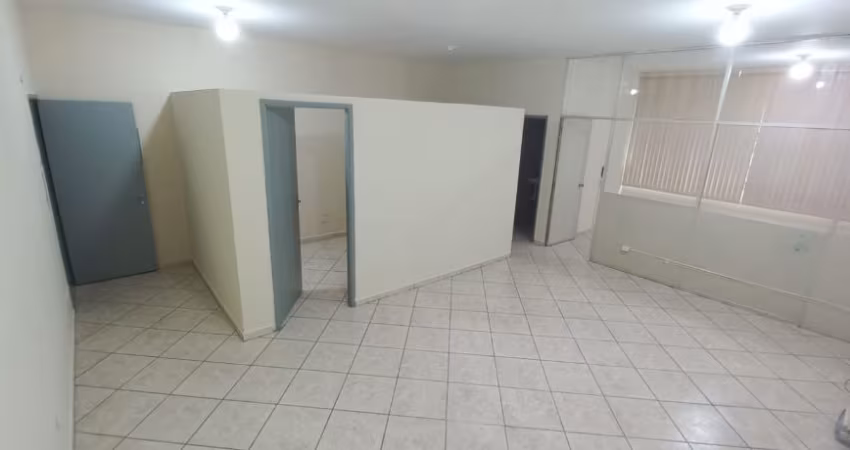 Sala comercial para locação na Liberdade