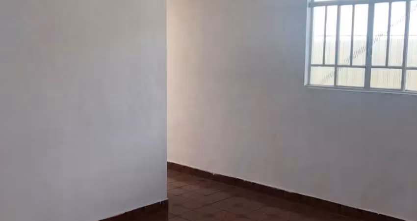 Casa com 2 quartos à venda na Vila Ema, São Paulo 