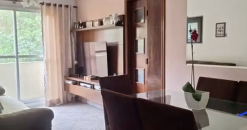 Apartamento semi mobiliado e com sacada para venda/permuta na vila formosa