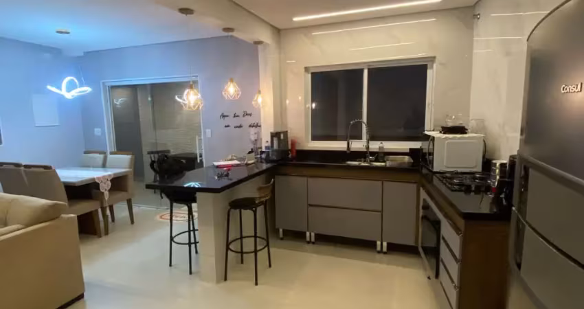 Casa para venda/permuta no parque capão do embira  estuda permuta por outro imóvel / casa ou apartamento belíssima casa para venda com 3 dormitórios sendo 2 suítes, 3 banheiros, 2 vagas de garagem. im
