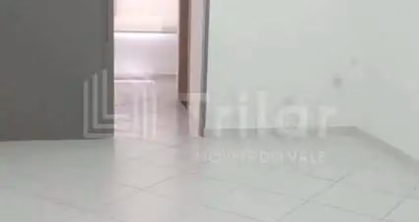 Ótima sala comercial no centro de sjcampos medindo 83,27 metros com 1 banheiro e vaga de garagem.