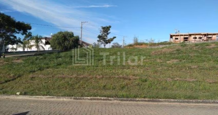 Cond. Colinas do Parahyba- Mais de 1.000 m² de terreno em São José!