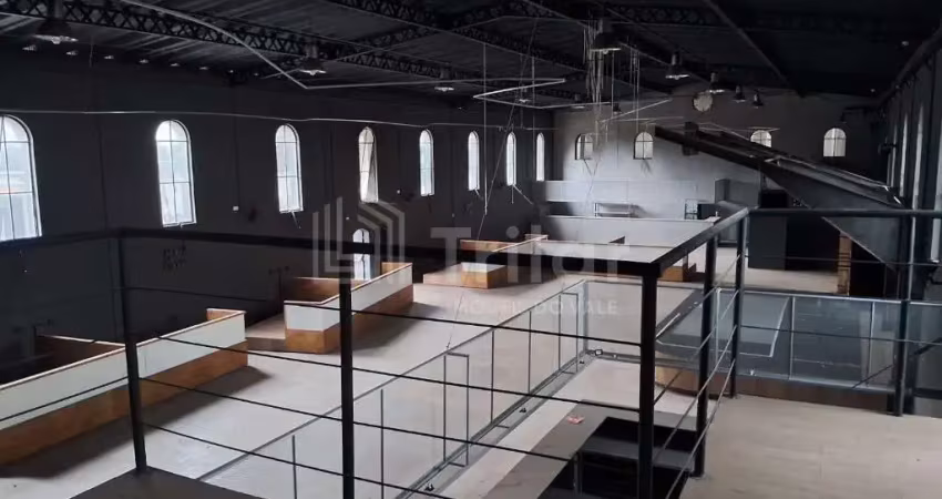 Galpão  amplo industrial com 1100 metros no chácaras reunidas. venham conferir!