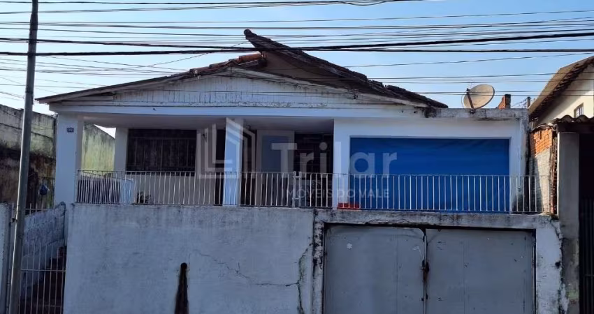 Casa no Alto da Ponte em Santana a venda