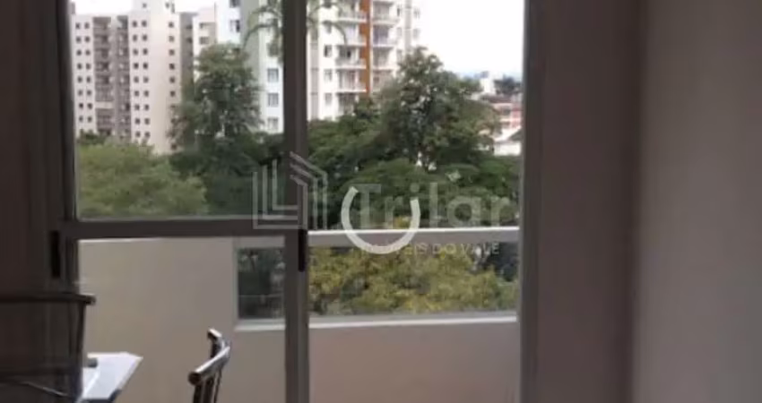 Locação - aptº mobiliado  1 dorm. c/sacada e vaga de garagem - ótima localização