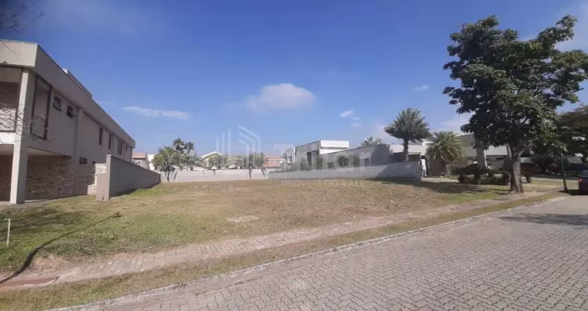 Terreno à venda no Condomínio Chácara Serimbura, São José dos Campos 
