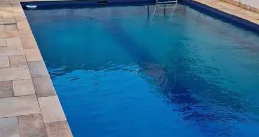Apartamento com 2 dormitórios sendo 1 suíte, lazer no condomínio ,n praia da enseada - guarujá/sp.