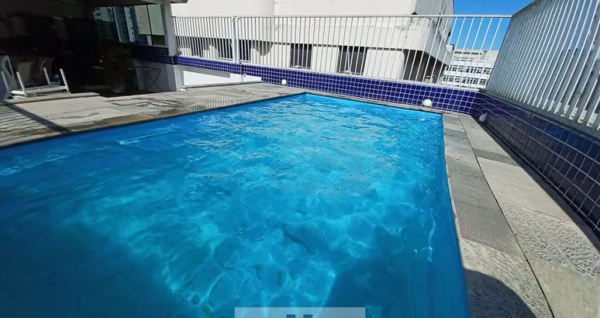 APARTAMENTO ALTO PADRÃO, 2 dormitórios sendo 1 suíte, condomínio com área gourmet e piscina, à menos de 100,00 metros do mar, PITANGUEIRAS-GUARUJÁ/SP.
